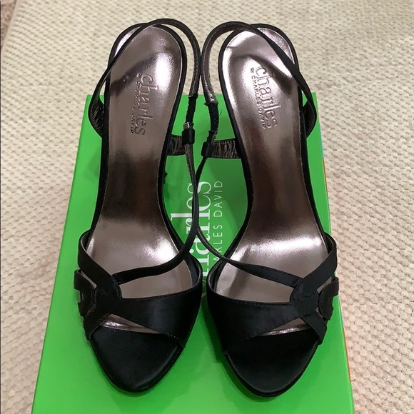 7 M 4” Charles David Strap black satin pumps - Picture 3 of 9